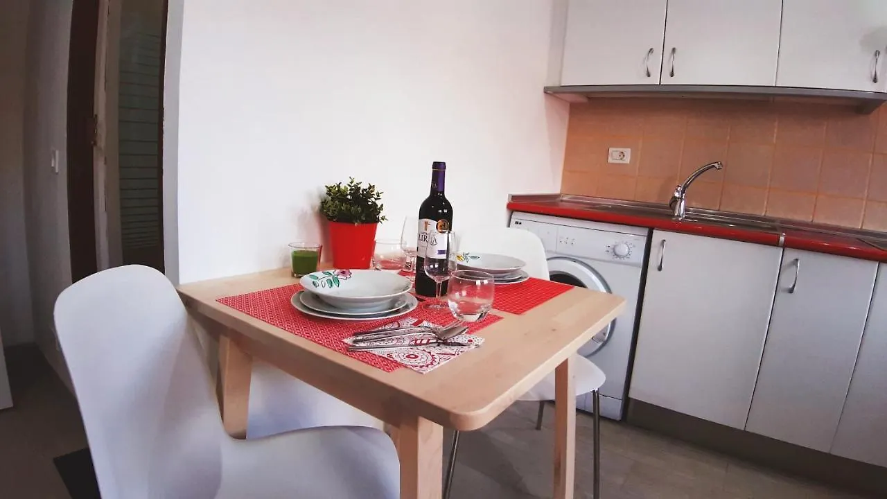 Verode Apartment, With Wifi 圣克鲁斯-德特内里费 0*,  西班牙